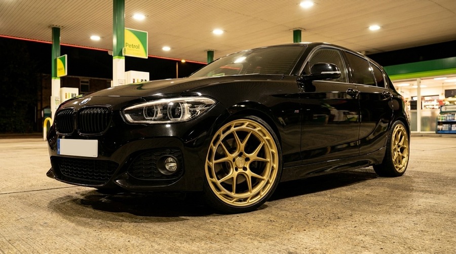 FW-A102 forged wheels on a BMW 1-Series